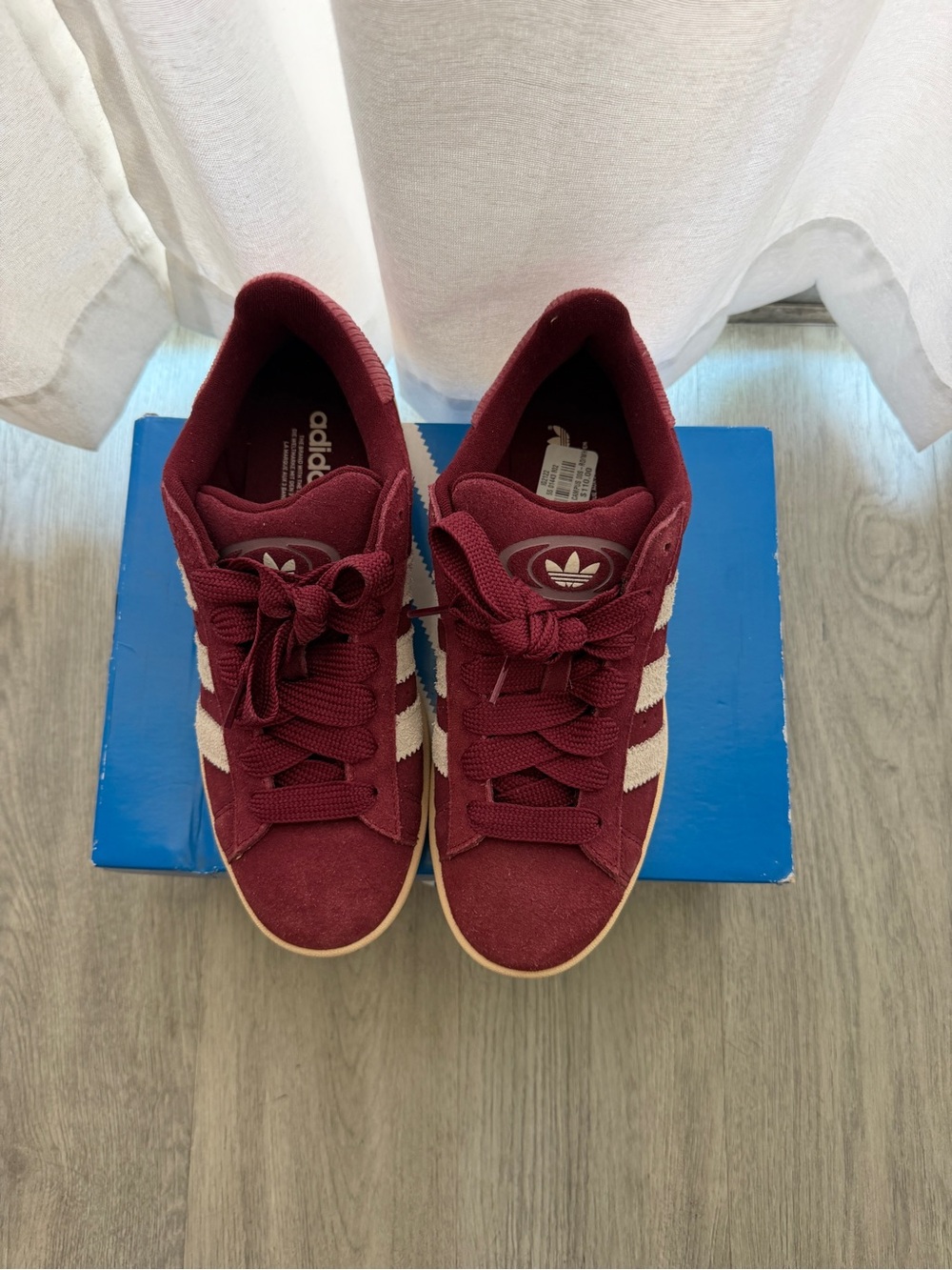 Addidas Gazelle Sneakers in Burgundy and White